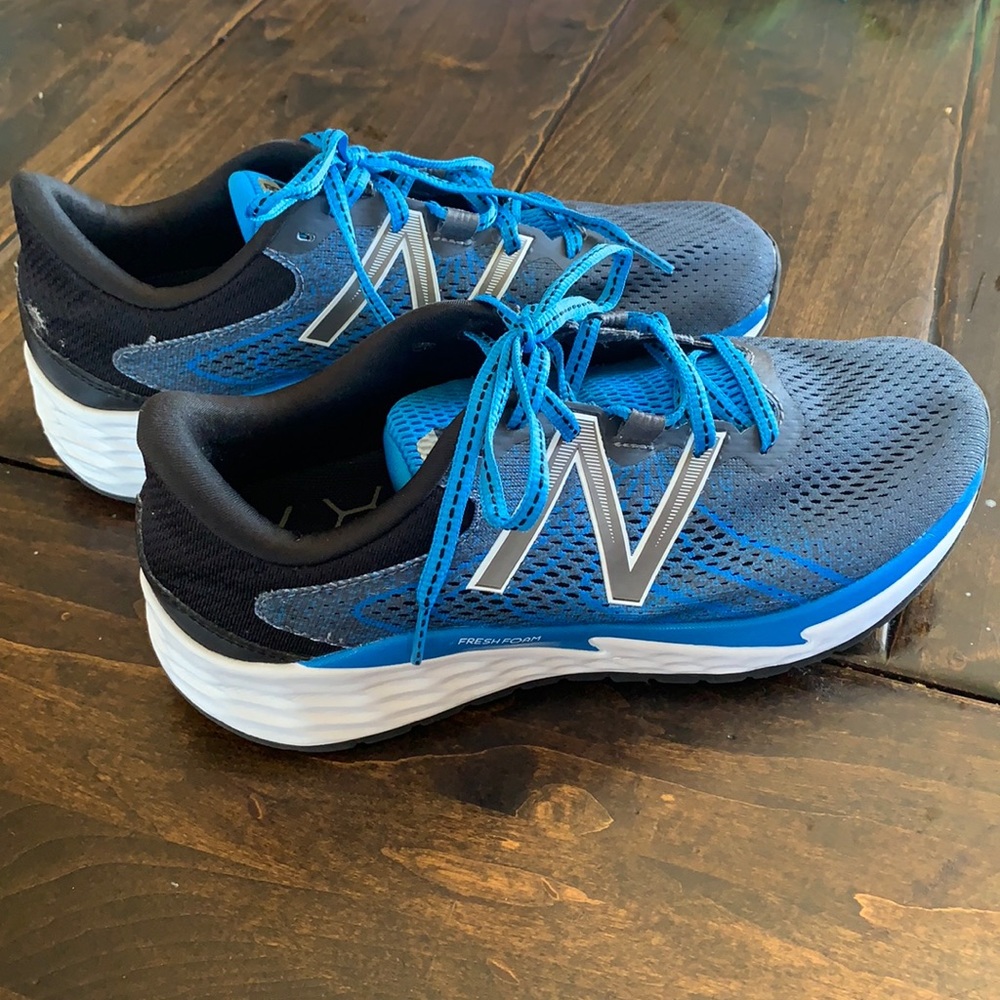 Men’s New Balance Fresh Foam Evare, size 8E.